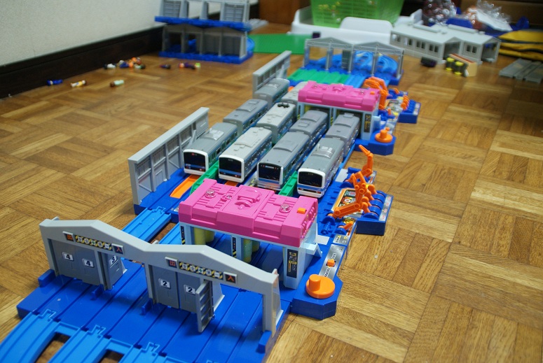 おおきな列車メンテナンスステーション プラレール - 鉄道模型